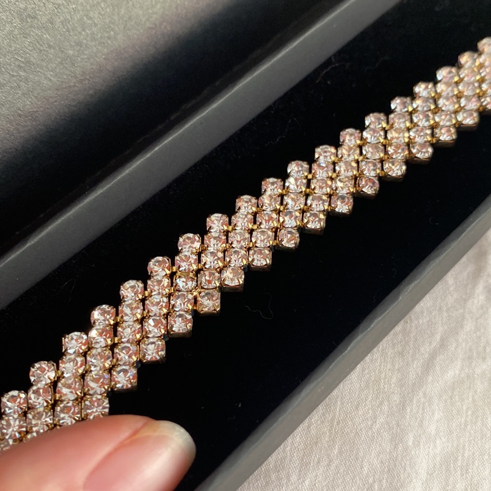 MARCIANO Rhinestone Choker